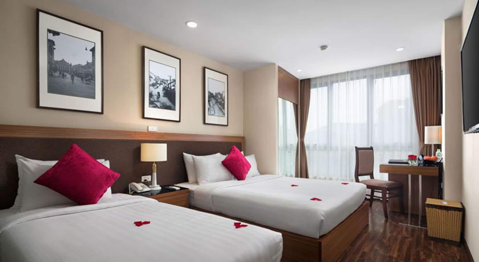 โกลเดน มูน สวีท โฮเต็ล Hotel ฮานอย ภายนอก รูปภาพ