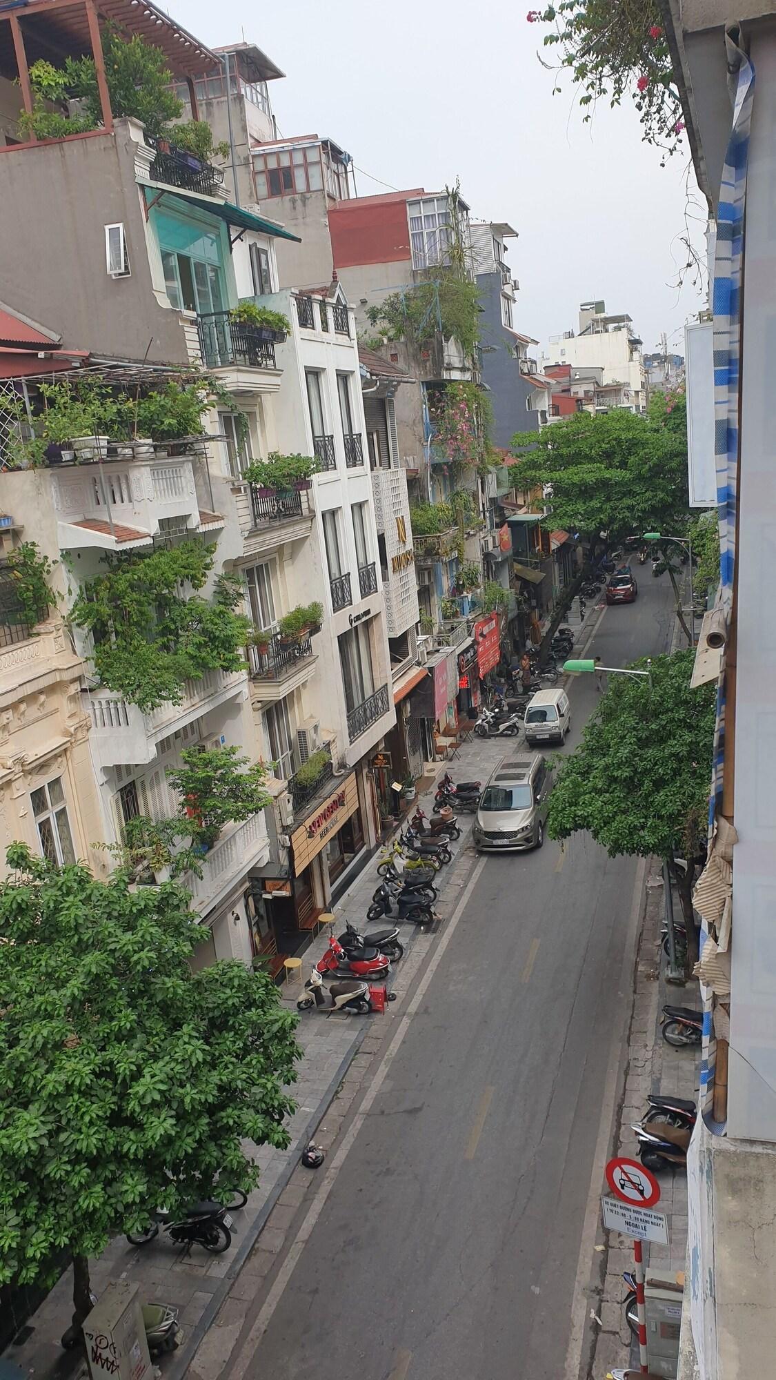 โกลเดน มูน สวีท โฮเต็ล Hotel ฮานอย ภายนอก รูปภาพ