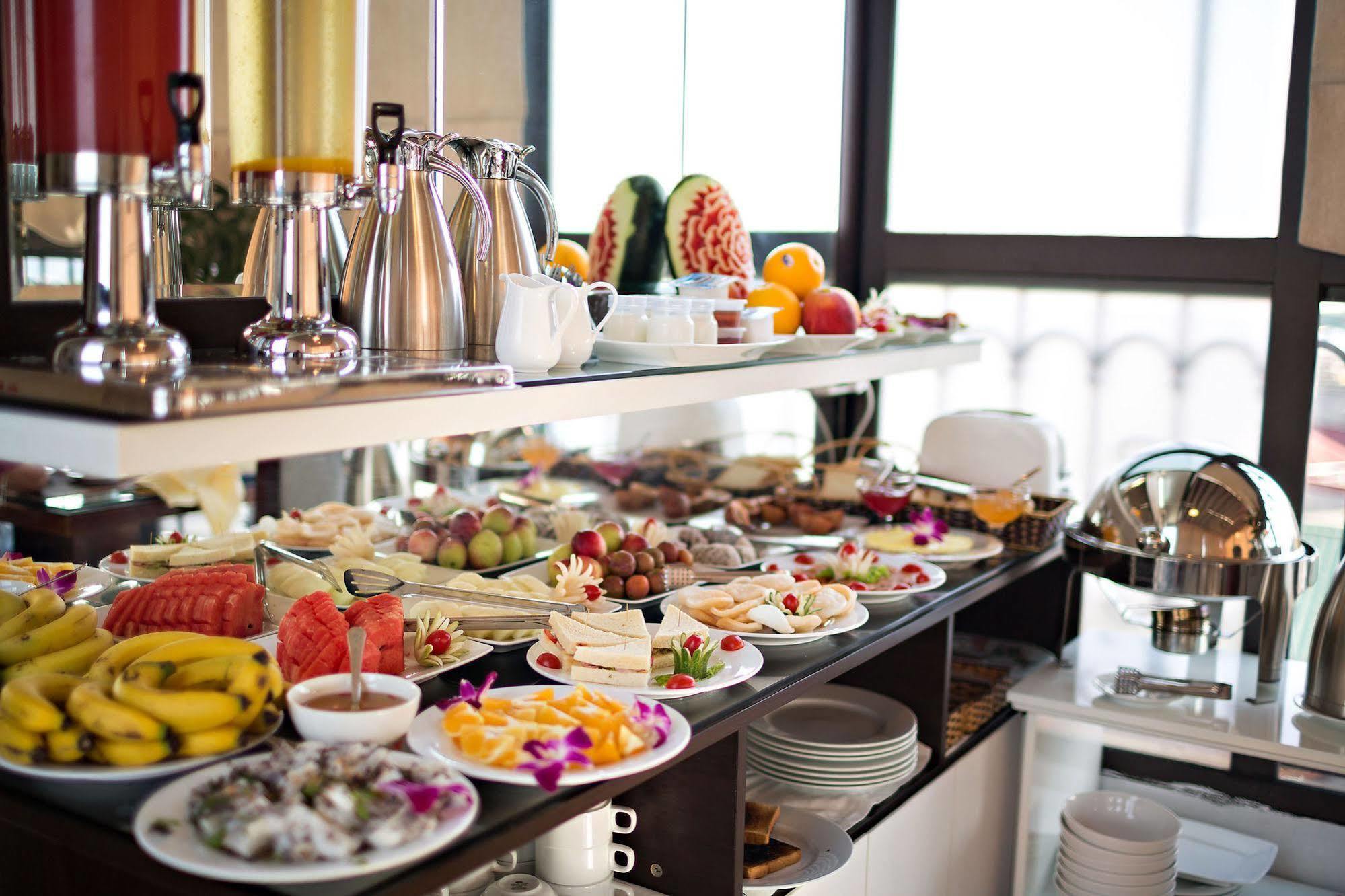 โกลเดน มูน สวีท โฮเต็ล Hotel ฮานอย ภายนอก รูปภาพ